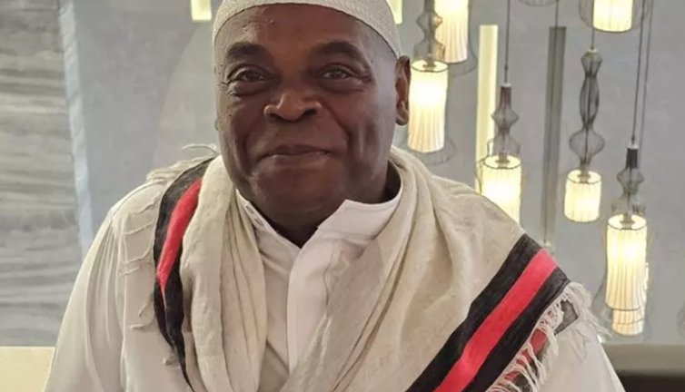 100 bin kişilik bir Hristiyan cemaatinin lideri Müslüman oldu