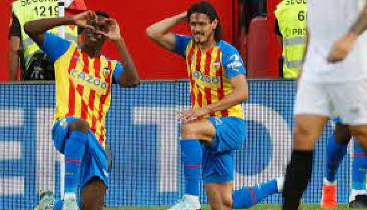 Adana Demirspor'un yeni golcüsünü İspanyollar açıkladı. Yer yerinden oynayacak