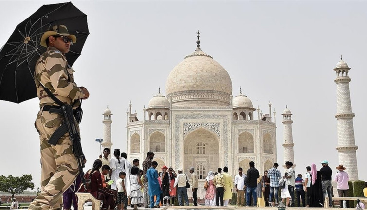Hindistan'da aşırı sıcaklar nedeniyle haziranda 150'den fazla kişi öldü