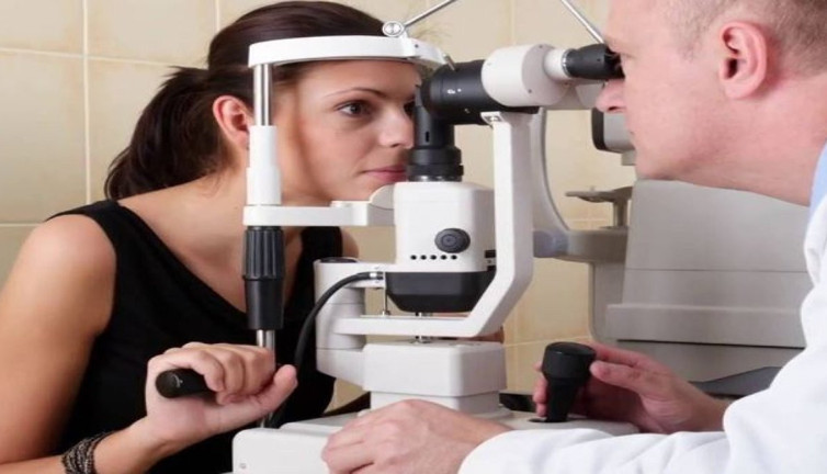 Uzağa bakınca çift görenler dikkat. Önemli hastalıkların belirtisi olabilir