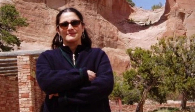 Tanınmış belgesel yönetmeni Zehra Tülin Sertöz hayatını kaybetti. TRT'nin acı kaybı