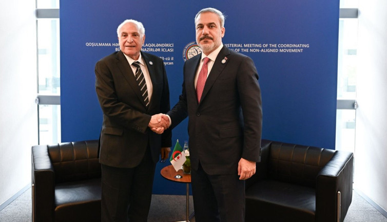 Hakan Fidan Cezayirli mevkidaşı Attaf ile görüştü