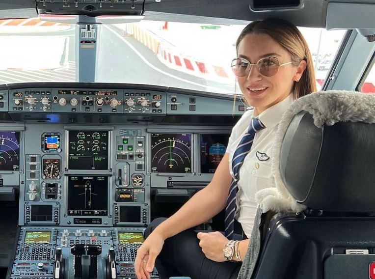 ‘Sabri Reyiz’in eşi Yağmur Sarıoğlu ilk kez konuştu: 15 yıllık evlilik bitiyor mu? Futbol dünyasını sarsan iddia! - Resim: 18