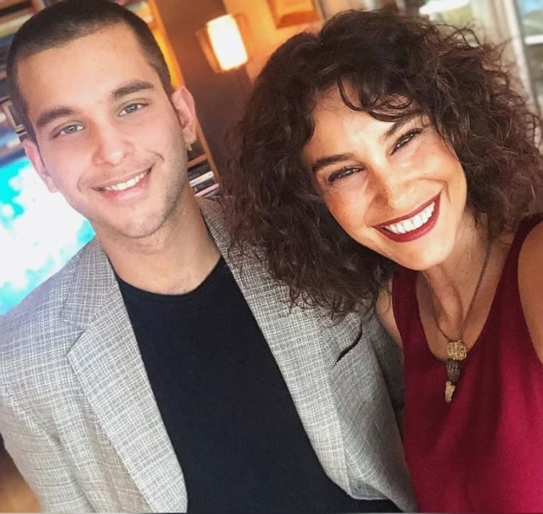 Arzum Onan'dan herkesi şaşırtan evlilik yanıtı! 27 yıllık evliliğin ardından yeni aşka yelken açmıştı: Herkes o tarihi merak ediyordu - Resim: 12