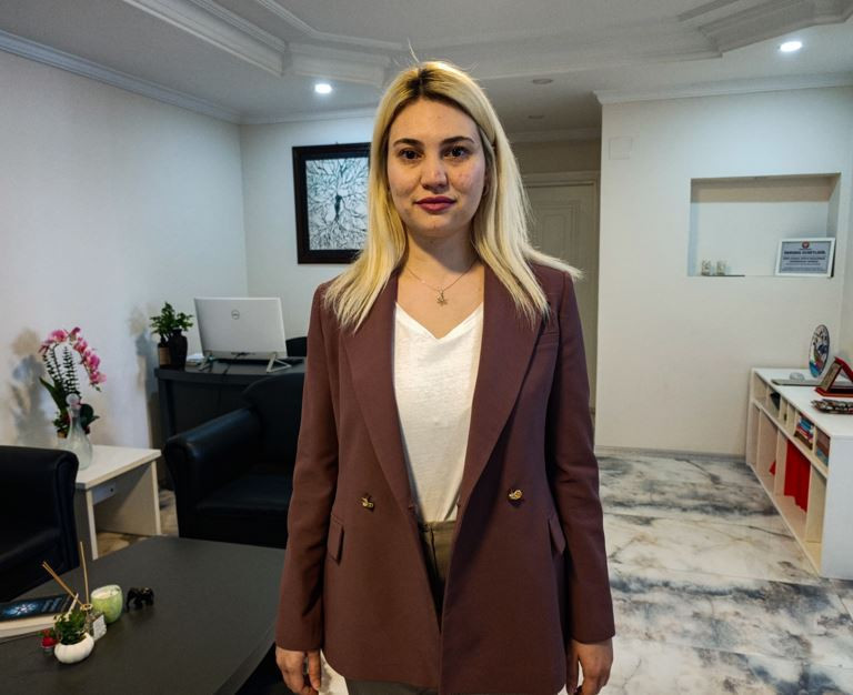 Müjde Ar şikayet etti polis ifadeye çekti! Eski filmleri paylaşırken bir daha düşünün - Resim : 3