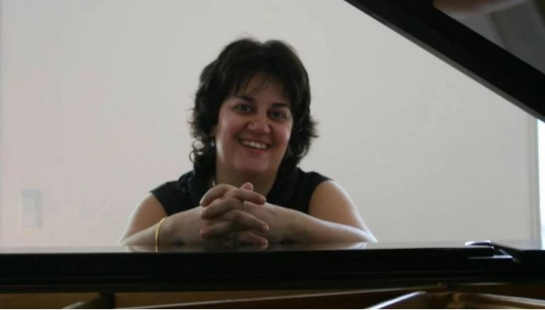 Piyanist Yeşim Gökalp evinde ölü bulundu! Vefatı müzik camiasını üzüntüye uğrattı - Resim : 1