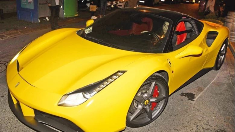 ‘Sabri Reyiz’in eşi Yağmur Sarıoğlu ilk kez konuştu: 15 yıllık evlilik bitiyor mu? Futbol dünyasını sarsan iddia! - Resim: 24