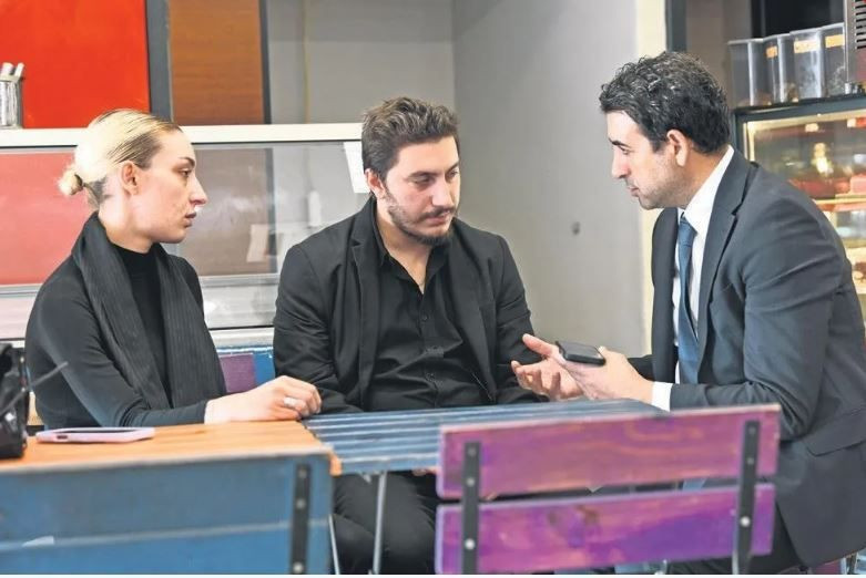 Arabeskin kraliçesi Güllü’nün ölümünde sır perdesi aralanıyor! Evlatları o geceyi anlattı: "Dans ederken bir anda..." - Resim: 4