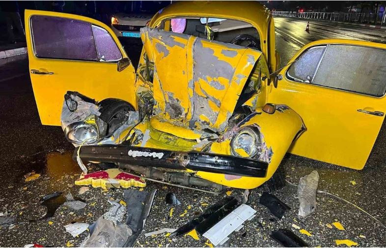 Kıraç'ın orkestra ekibi Uşak’ta kazaya karıştı! 3 kişi yaralandı - Resim : 1