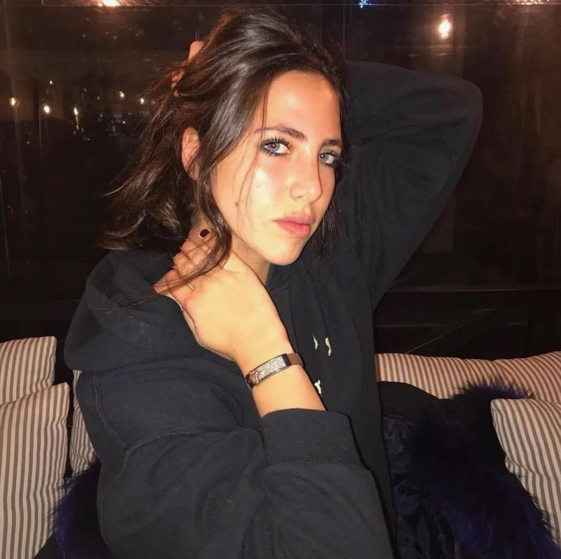 Hülya Avşar’ın kızı Zehra Çilingiroğlu’ndan evlilik sürprizi mi geliyor? 3 yıllık aşkta şaşırtan iddia! - Resim : 1