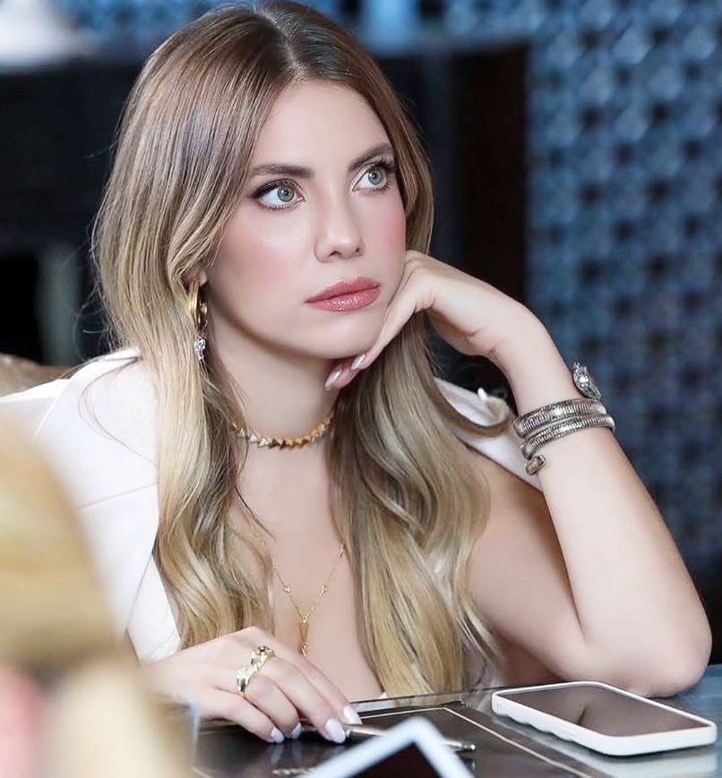 Eda Ece’den Şebnem Bozoklu’ya soğuk duş! Takip butonuna bastı: Neler oluyor? - Resim : 5