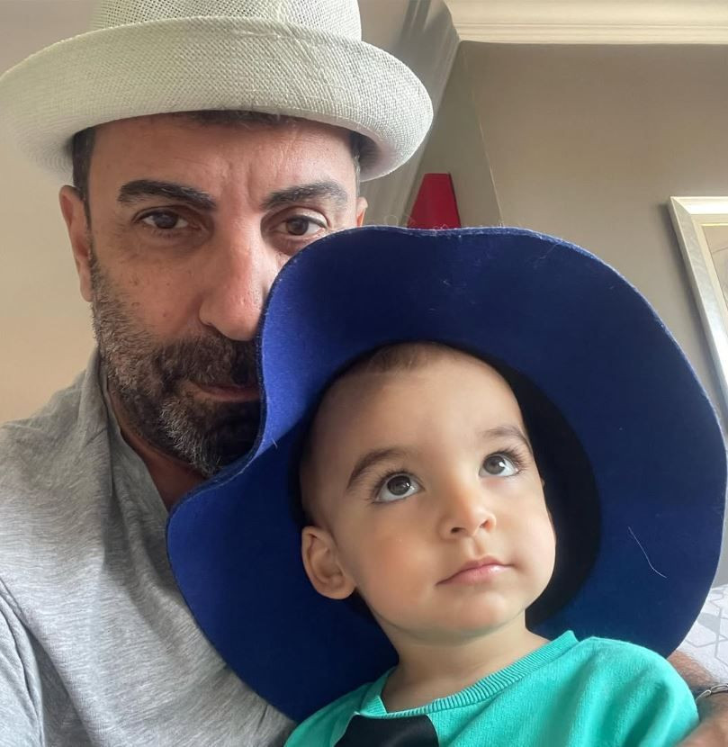 'Bahar' dizisinin Tolga'sı Emre Karayel'e en anlamlı doğum günü hediyesi: Oğlu İlke Cihan'la ilk poz! - Resim: 18