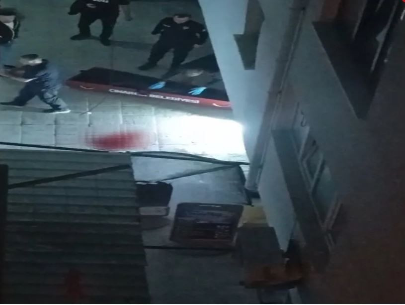 Arabeskin kraliçesi Güllü’nün ölümünde sır perdesi aralanıyor! Evlatları o geceyi anlattı: "Dans ederken bir anda..." - Resim: 12