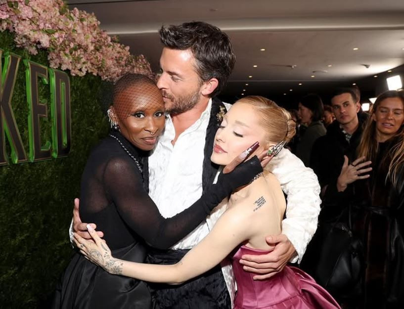 2025 yılının yaşayan en seksi erkeği Jonathan Bailey seçildi! Bridgerton ve Wicked’in yıldızı eşcinsel olduğunu açıklamıştı - Resim: 16