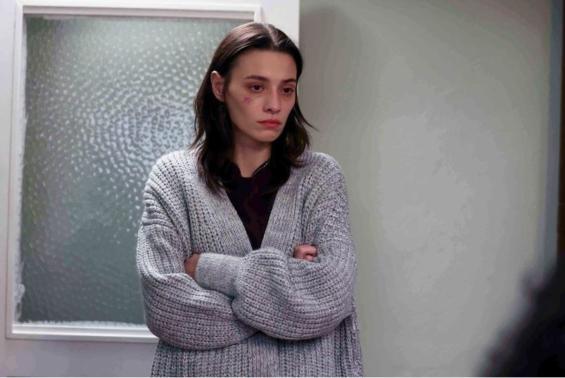 Serenay Sarıkaya'nın kopyası Sümeyye Aydoğan, sevgilisi Atakan Hoşgören ile yakalandı! Gala sürprizi - Resim : 13