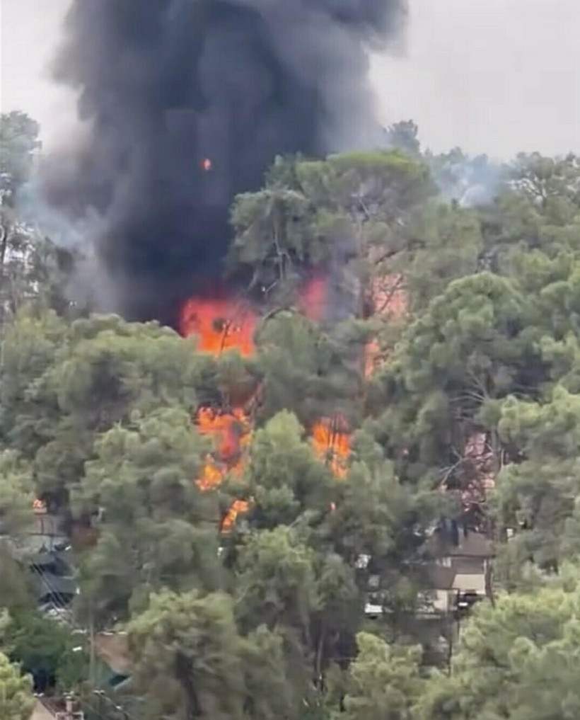 Karavan yangını ormana sıçradı - Resim : 1