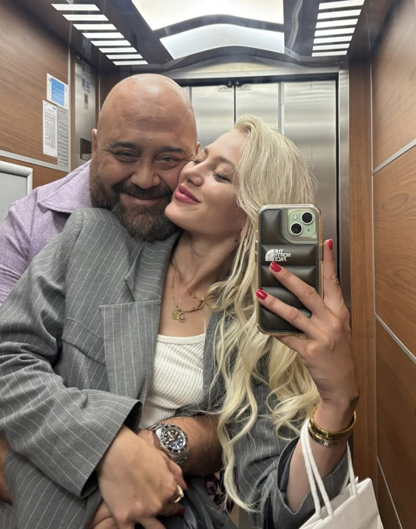 MasterChef Somer Sivrioğlu ve sevgilisi Tilbe Uslu ilişkisi çatırdıyor mu? Yaş farkıyla gündem olmuşlardı - Resim: 2