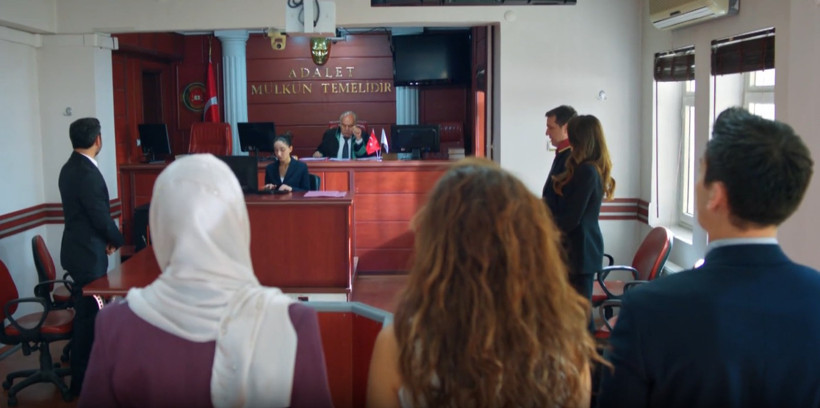 Uzak Şehir'de duygu fırtınası: Oğul baba karşısında, anne aşkını saklayamadı - Resim : 6