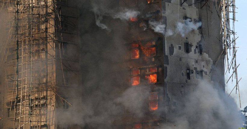 1900 daireli site yanıyor: Onlarca kişi öldü yüzlerce kişi kayıp, Hong Kong'da facia - Resim : 4