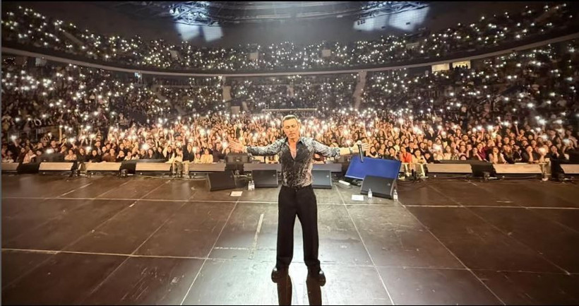 Türk Pop Müziği’nin yıldızı Mustafa Sandal'a İngiltere'den eşi benzeri görülmemiş onur: Ömür boyu vize! - Resim: 10