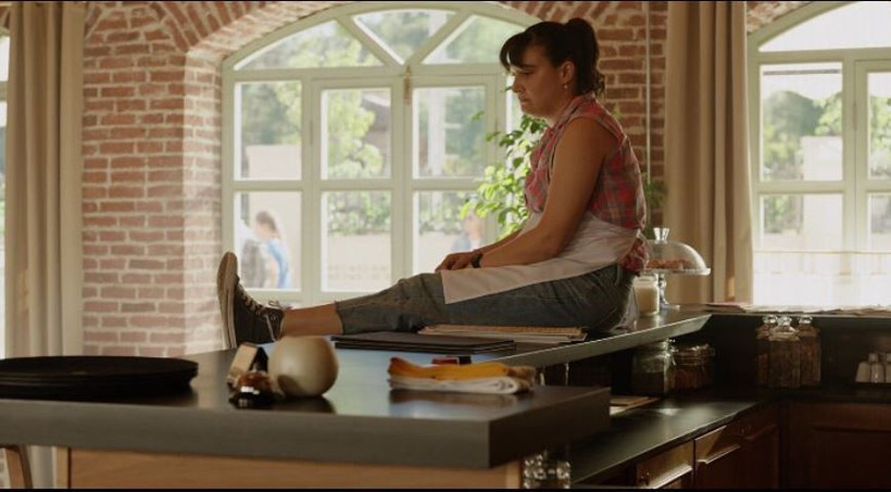 Çocukluk fotoğrafındaki o minik kız şaşırttı! Şu an tüm Türkiye'nin tanıdığı bir isim - Resim: 16