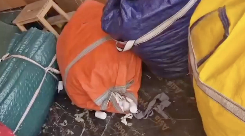 Nakliye aracında dev operasyon! Ev eşyası gibi taşıdılar: On binlerce hap ele geçirildi! - Resim : 3