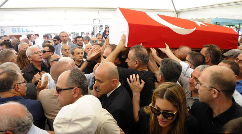 Dev mirasta büyük sır ortaya çıktı! Babalık davasını kazanmıştı: Mezarı açılan Şarık Tara 2.4 milyar dolar servet bıraktı - Resim : 15