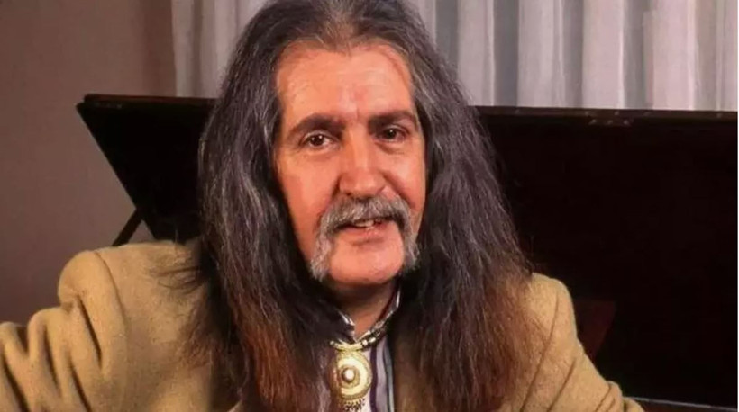 Türk Müziği’nin dev ismi Barış Manço’nun hiç görmediğiniz çocukluk karesi olay oldu! 7'den 77'ye herkesin sevgilisiydi - Resim: 33
