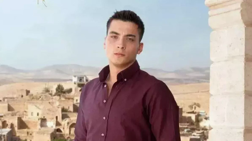 Uzak Şehir'in Kaya'sı Atakan Özkaya’nın baba özlemi yürekleri yaktı! O not herkesi ağlattı - Resim : 1