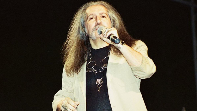 Türk Müziği’nin dev ismi Barış Manço’nun hiç görmediğiniz çocukluk karesi olay oldu! 7'den 77'ye herkesin sevgilisiydi - Resim: 35