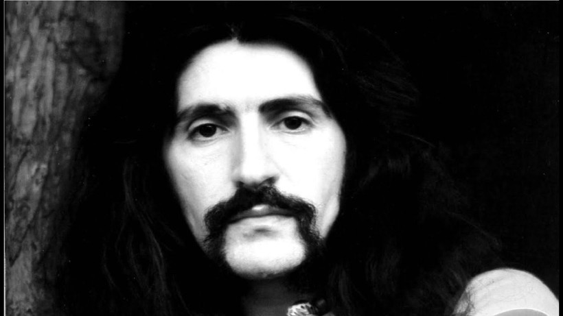 Türk Müziği’nin dev ismi Barış Manço’nun hiç görmediğiniz çocukluk karesi olay oldu! 7'den 77'ye herkesin sevgilisiydi - Resim: 25