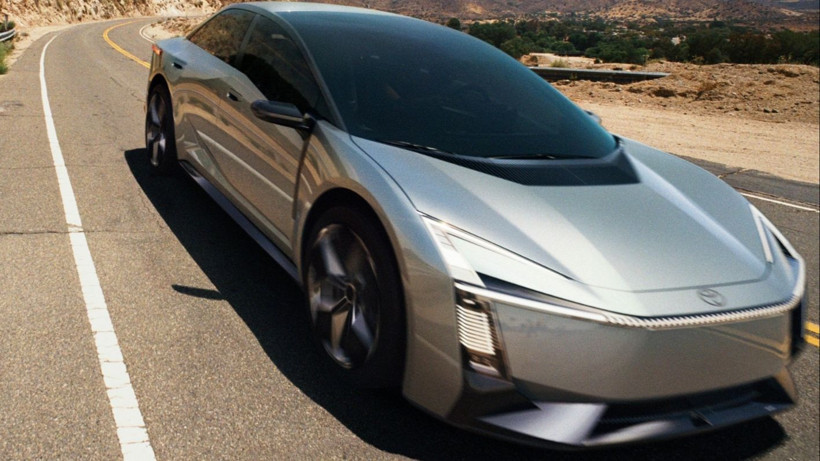 Huzurlarınızda elektrikli Toyota Corolla - Resim: 2