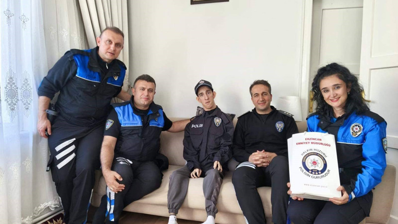 Samet’in polis üniforması giyme hayali gerçek oldu - Resim : 1