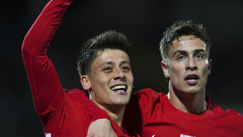 Xabi Alonso Arda Güler ve Kenan Yıldız'ı öve öve bitiremedi! - Resim : 2