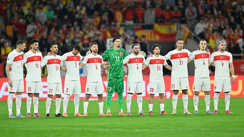 A Milli Takım soyuldu! - Resim : 2