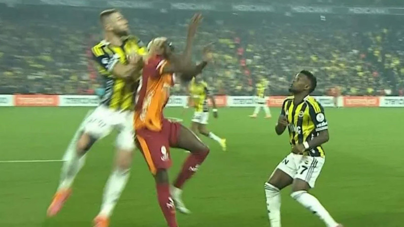 Fenerbahçe'nin Galatasaray maçında iptal edilen golünde karar doğru mu? beIN Trio son noktayı koydu! - Resim : 3