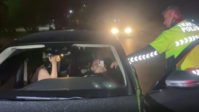 Polislere ecel teri döktüren tehdit! Olmadı rüşvet teklif etti: - Resim : 2