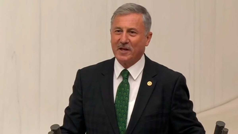 AKP'li Özlem Zengin'in 'U' dönüşü! Meclis'te 'özel uçak' polemiği... - Resim : 1