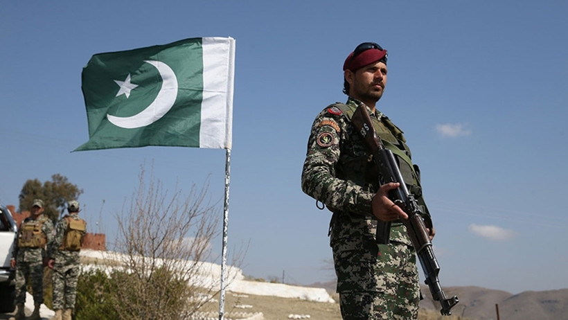 Afganistan-Pakistan çatışması! 19 karakol el değişti - Resim : 2