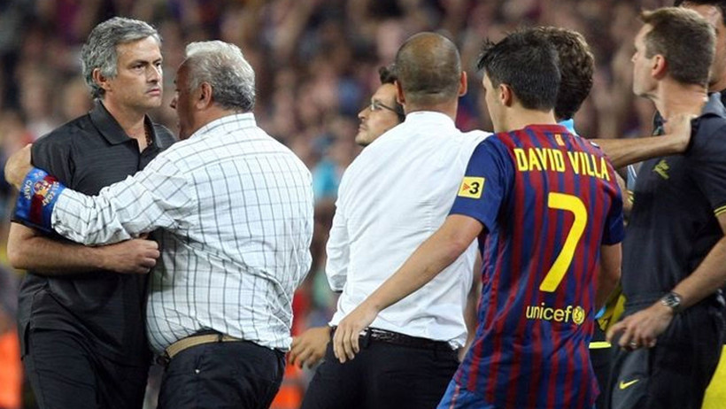 David Villa'dan Jose Mourinho'ya taş! - Resim : 2