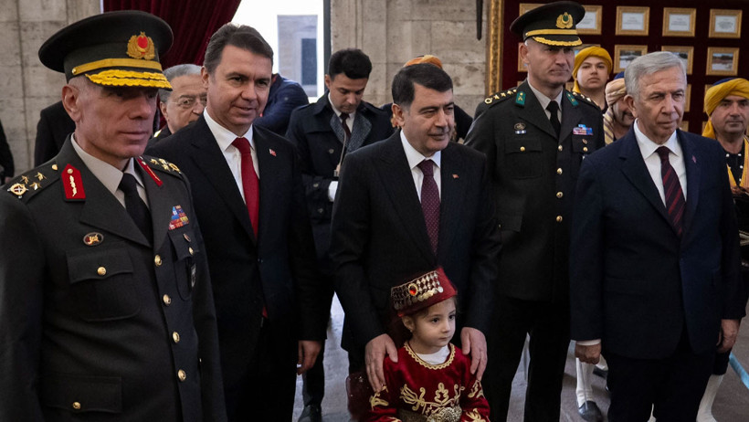 Mansur Yavaş o isimle aynı karede! Herkes bu fotoğrafı konuşuyor… - Resim : 3