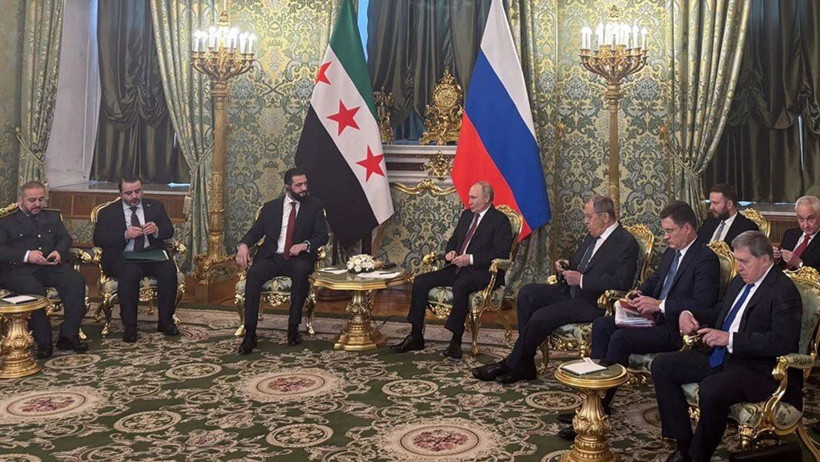 Vladimir Putin ve Ahmed Şara bir arada - Resim : 1