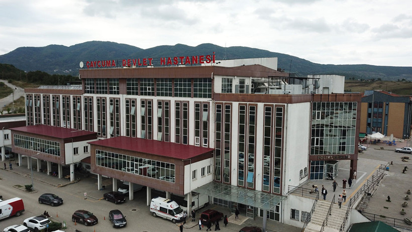 16 yaşındaki çocuk ölü doğum yaptı! Karın ağrısı şikayetiyle hastaneye gitti - Resim : 1