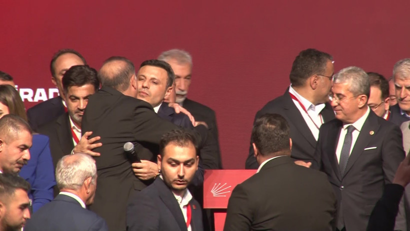 Özgür Çelik yeniden il başkanı seçildi! - Resim : 1