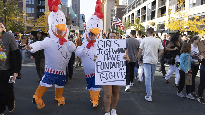 Trump protestoların suçunu Soros’a attı! 7 milyondan fazla kişi sokağa çıktı - Resim : 3