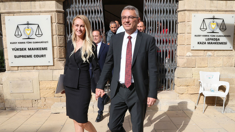 Tufan Erhürman mazbatasını aldı - Resim : 2