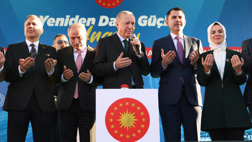 Deprem bölgesinde 1 yılda 650 bin konut sözü verilmişti! Daha yıkım bitmedi - Resim : 1