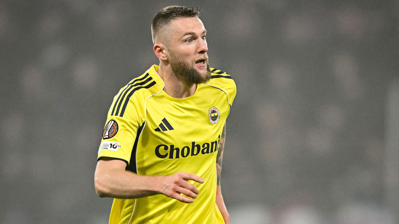 Viktoria Plzen-Fenerbahçe maçında tartışmalı karar! Türkiye bu pozisyonu konuşuyor - Resim : 3