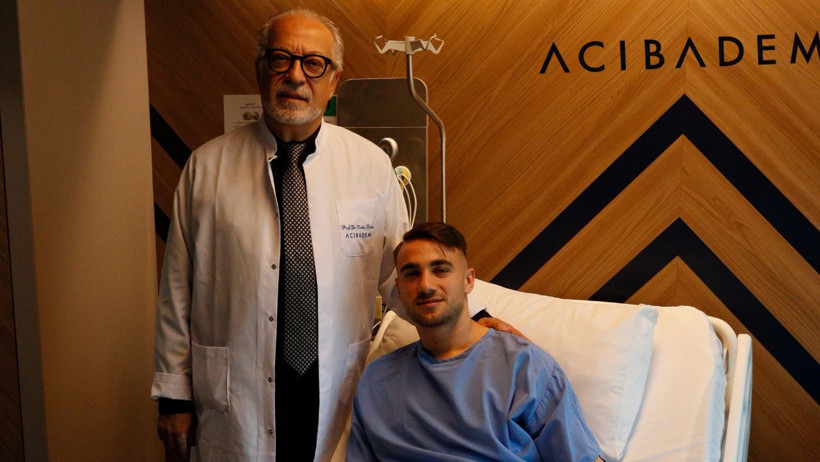 Galatasaray açıkladı! Yıldız oyuncu ameliyat oldu: 6-8 hafta forma giyemeyecek - Resim : 2