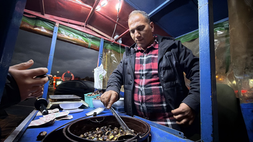 Yoğun ilgi görüyor: Düzce'nin tescilli "kuzu kestanesi", sokak tezgahlarındaki yerini aldı. - Resim : 1